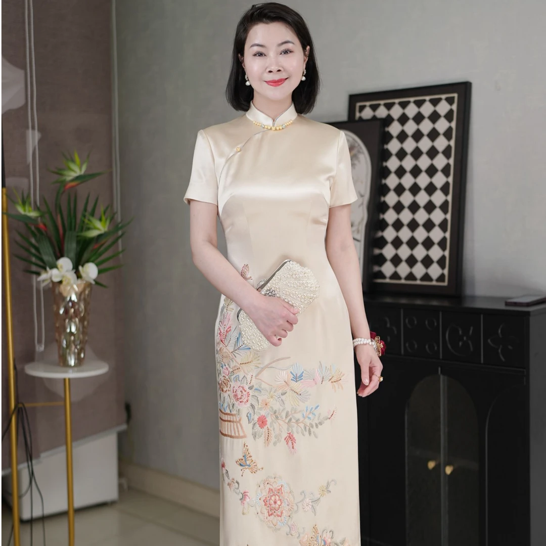 喜婆婆婚宴礼服气质妈妈连衣裙女2025新款贵夫人婚礼改良旗袍春晓