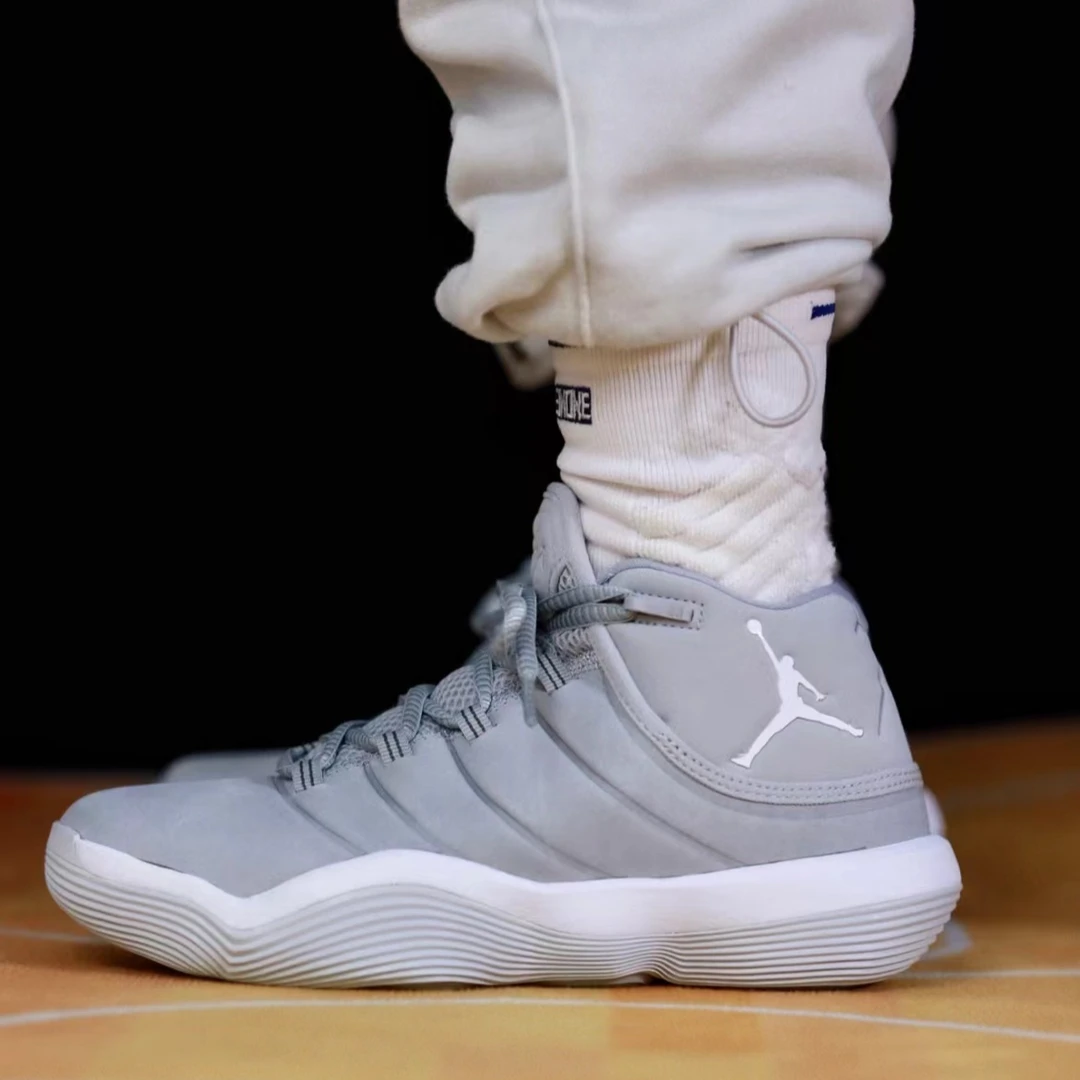 (断码孤品)NIKE/耐克大童鞋Jordan中帮休闲篮球鞋921208-003-36.5