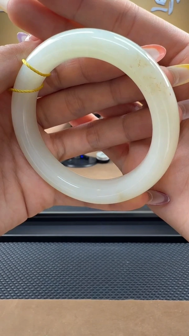 颈饰未镶嵌和田玉手镯57