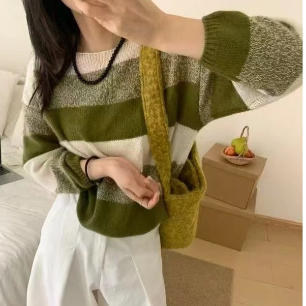 圆领慵懒风套头拼色女秋季秋冬条纹毛针织衫落肩袖上衣