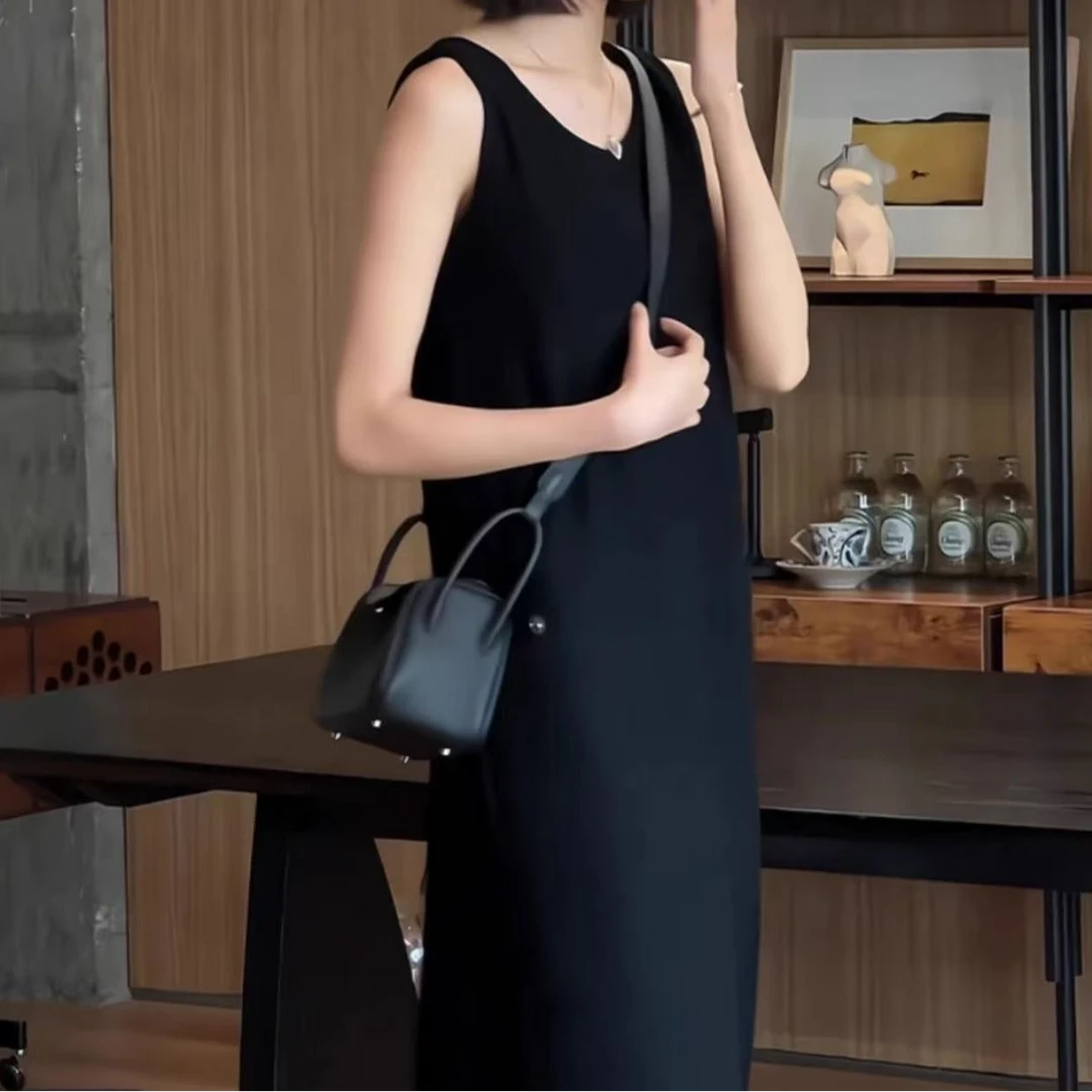 中长裙无袖宽松腰夏季成人U型领大码连衣裙百搭背心圆领