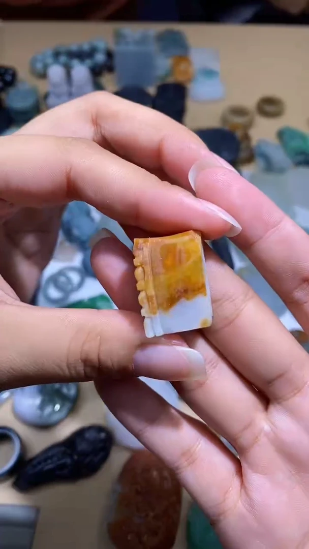 未镶嵌定制翡翠挂件