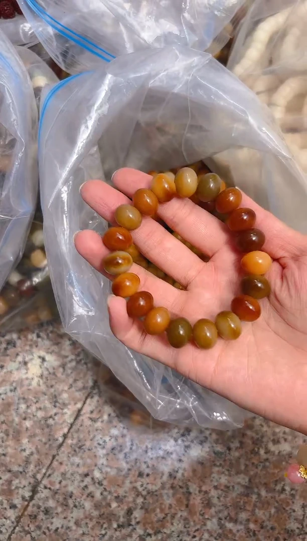 吊坠菩提根/象牙果浓郁算盘单圈手串