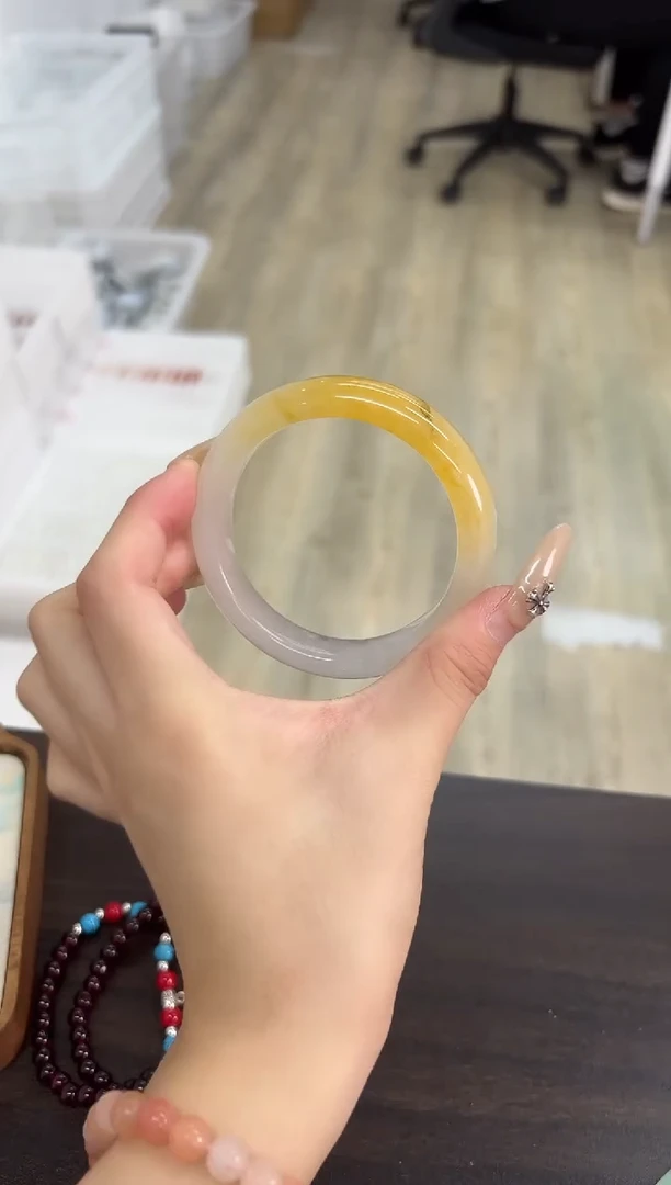 未镶嵌手镯石英质玉82-56HU