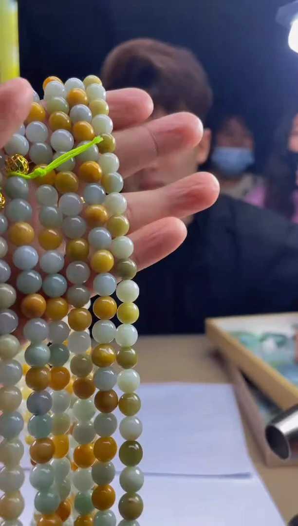 【闪购商品】定制翡翠未镶嵌          2074