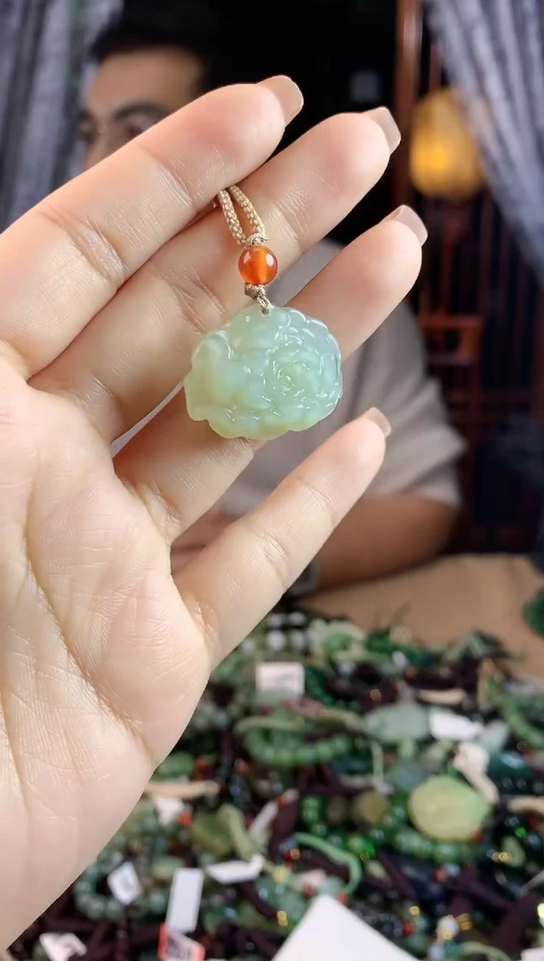 【闪购商品】和田玉挂件未镶嵌多样性发货拍一发一