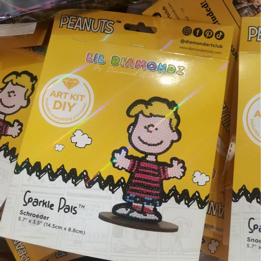 7月外贸原版贴纸立牌摆件配外贸工具包diy钻石画周边精品摆件