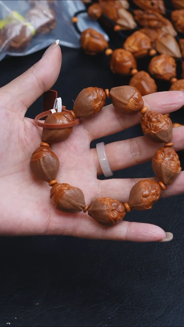 吊坠橄榄核19原皮八宝财神