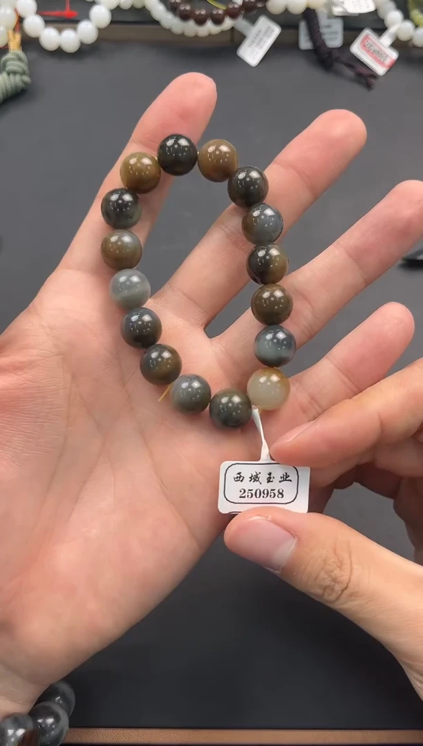 未镶嵌手串和田玉若羌楼兰三色手串卡12微色差