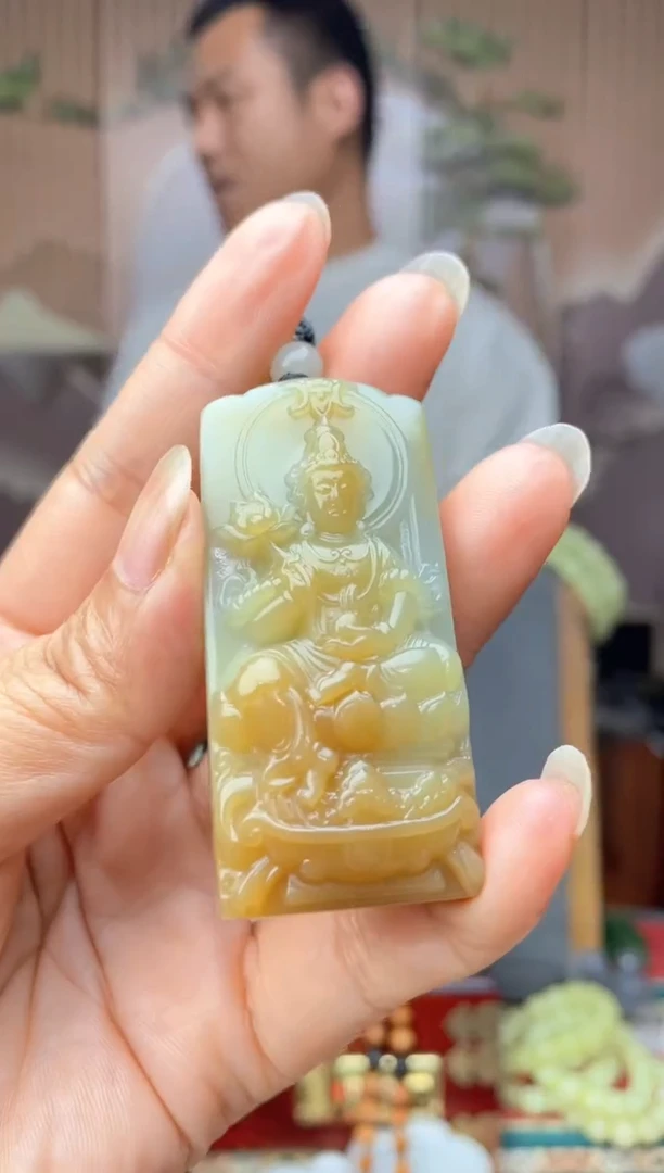 颈饰未镶嵌和田玉拍一发一