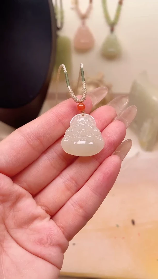 吊坠(赠链)未镶嵌石英质玉天然晴水大肚弥勒佛吊坠（宝宝佛22尺寸