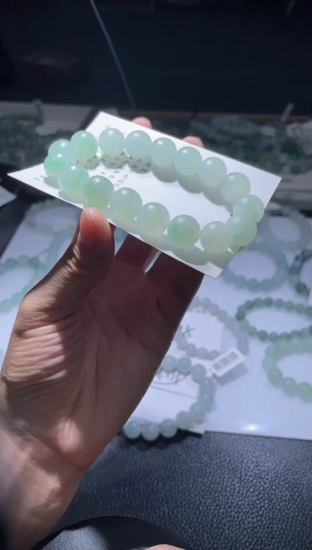 未镶嵌定制翡翠翡翠手串