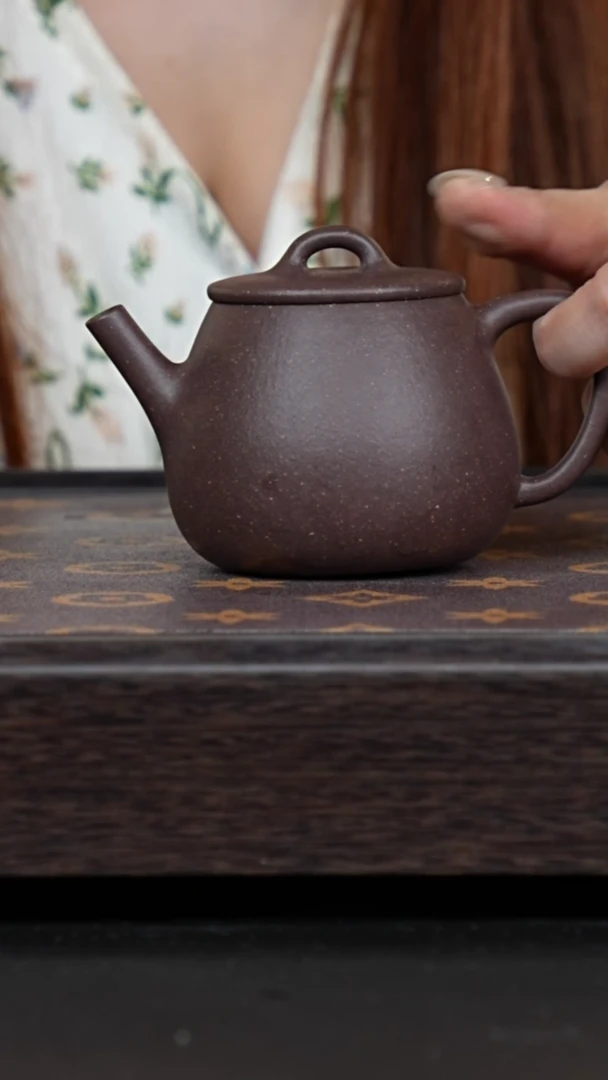 茶壶紫砂梨皮紫泥高汉瓦