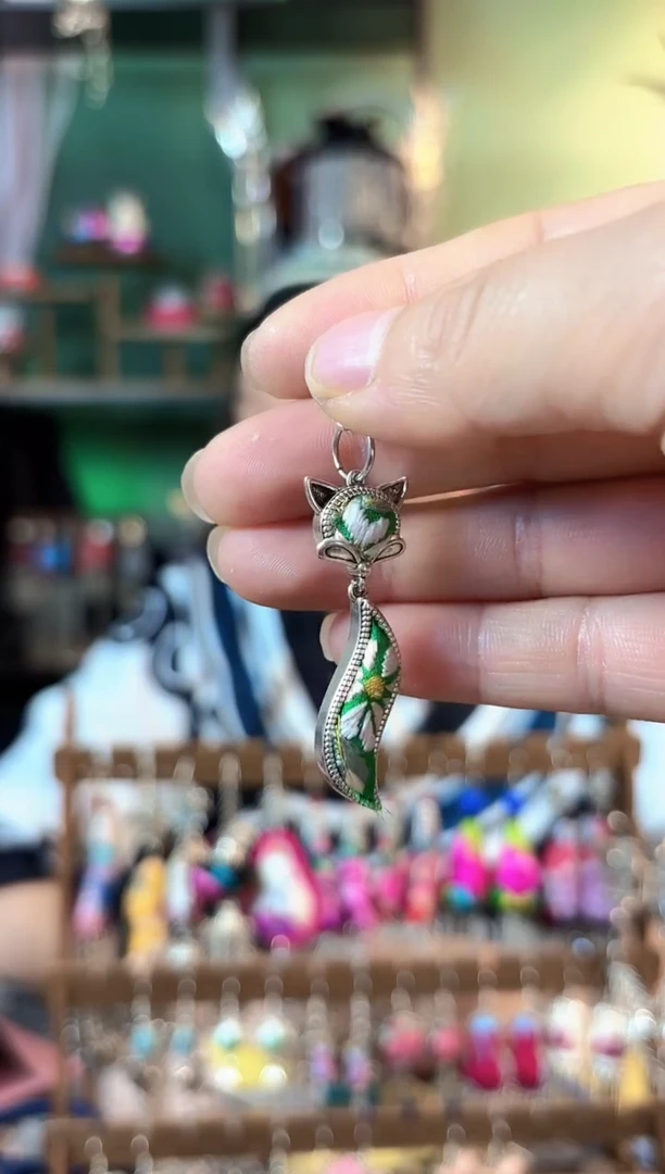织绣彩云南阁非遗老绣634