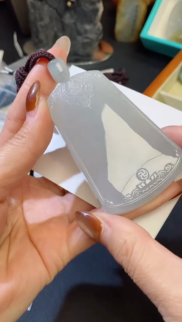 颈饰未镶嵌翡翠华*哥缅甸天然A货翡翠