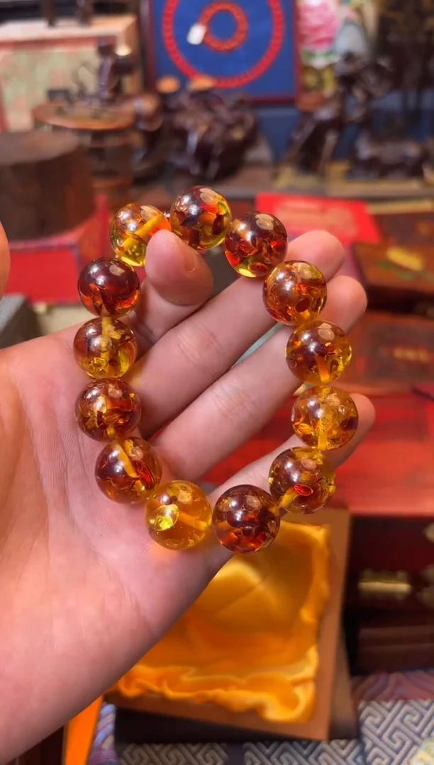 未镶嵌琥珀裸石——————————————1