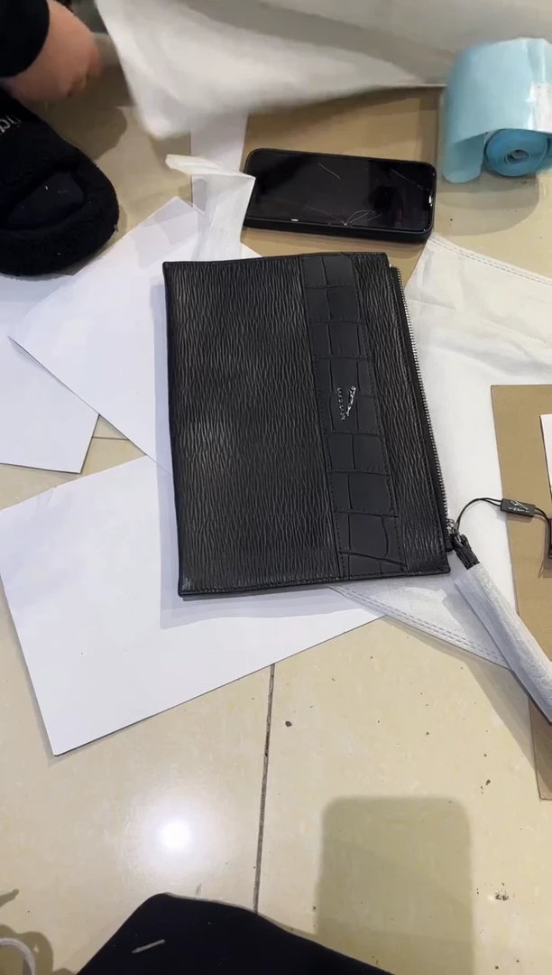 头层牛皮413品牌男包清货中(不要卡单，理性消费）