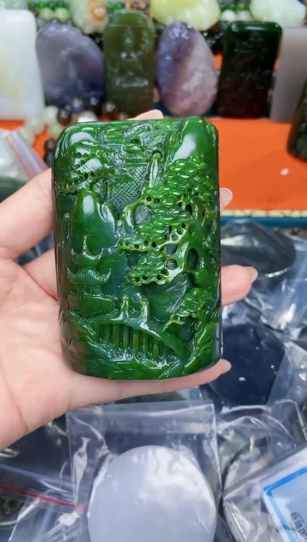 颈饰未镶嵌和田玉和田玉