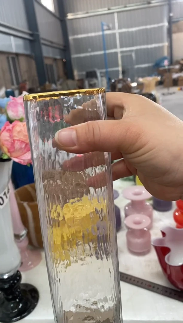 18人工吹制会有人工痕迹