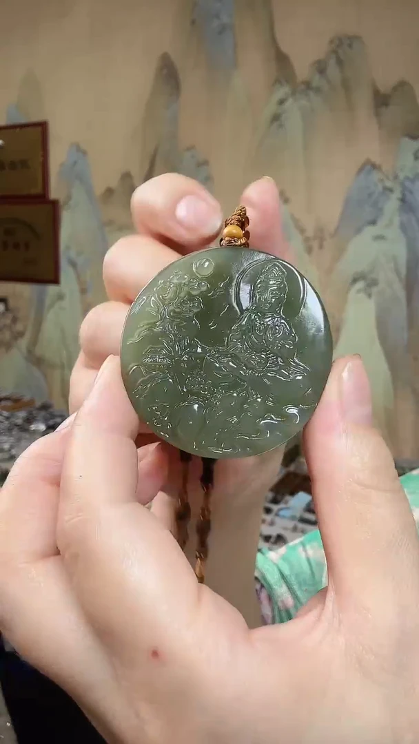 颈饰未镶嵌和田玉.