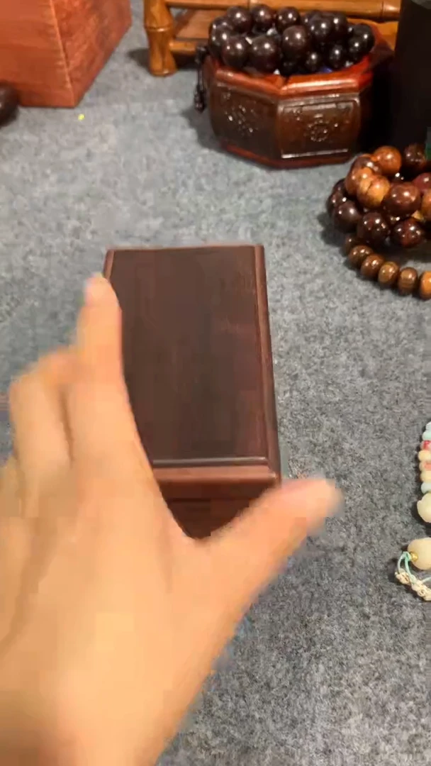 木福利    盒子