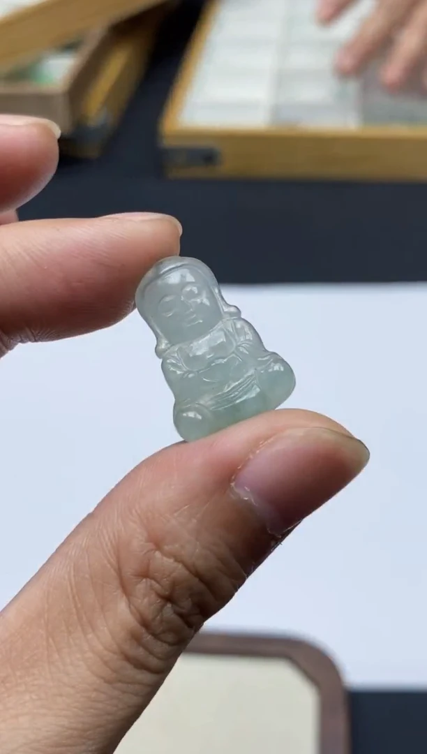 颈饰未镶嵌翡翠1