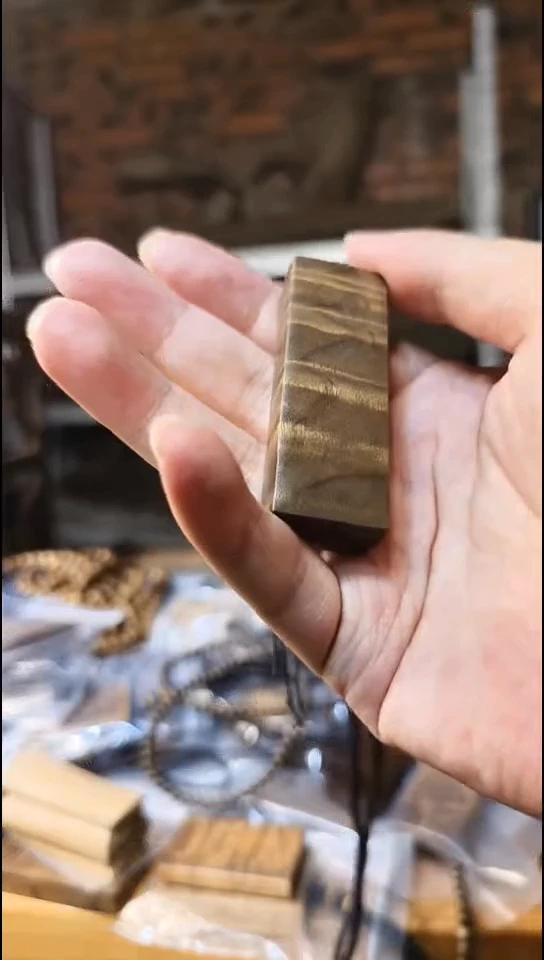 楠木（金丝楠）把件无事牌