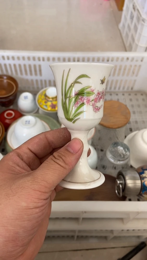 杯无运费险有瑕疵的摄影的产品有使用过的痕迹有点脏介意勿拍