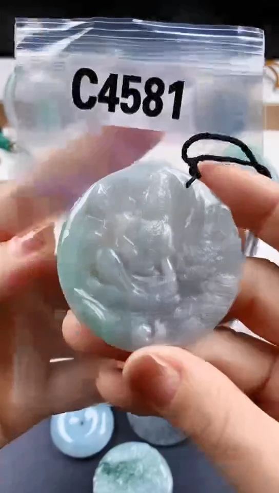颈饰未镶嵌翡翠天然翡翠吊坠挂件