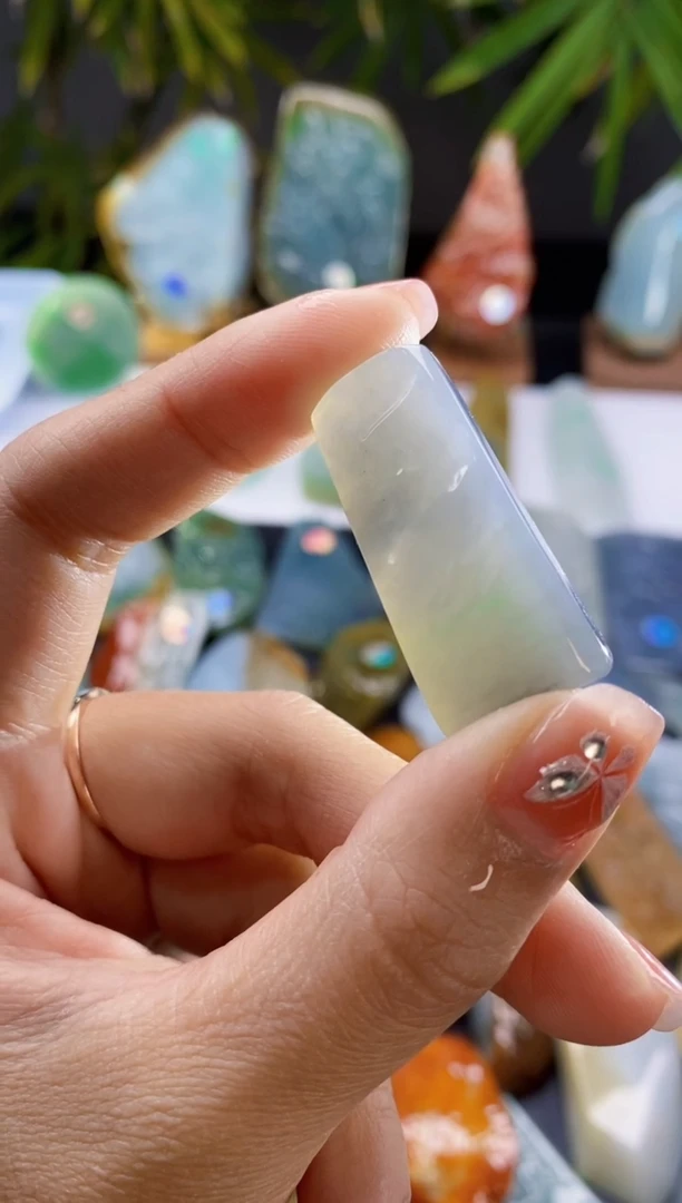 【闪购商品】定制翡翠未镶嵌翡翠