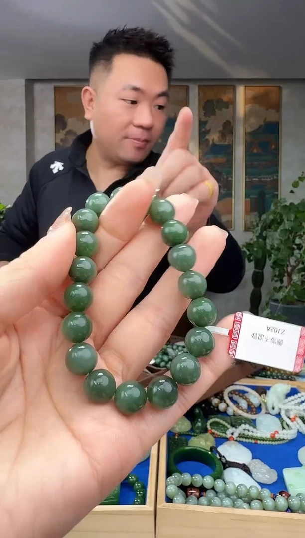 颈饰未镶嵌和田玉拍一发一