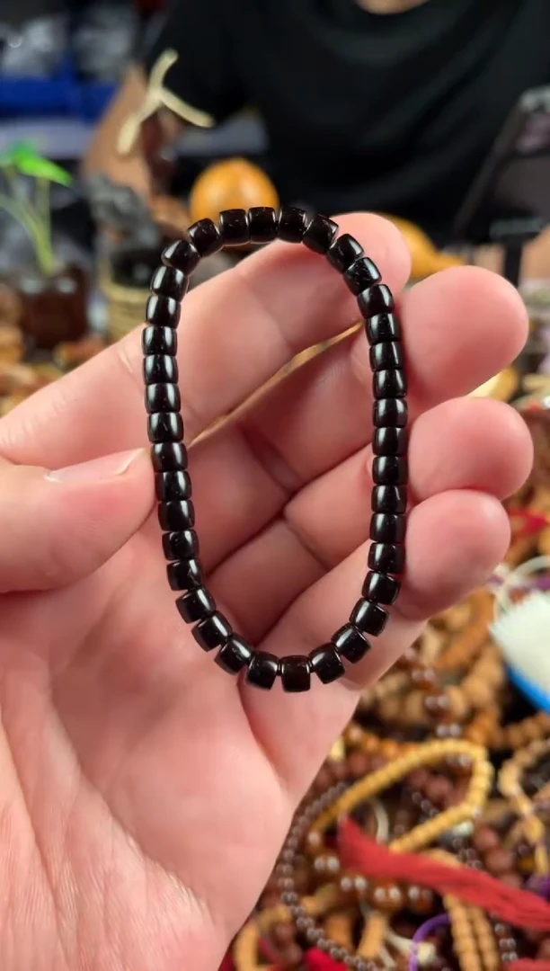 椰蒂吊坠王胖子文玩工作室6*5左右直切