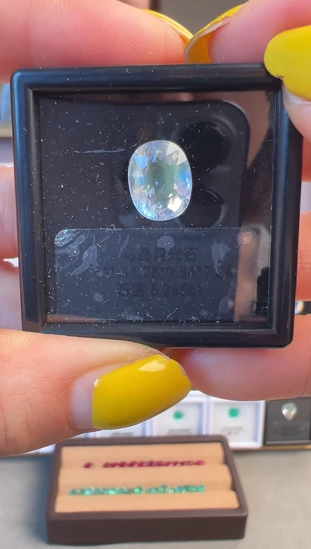 长石裸石天然精品月光石5.255ct