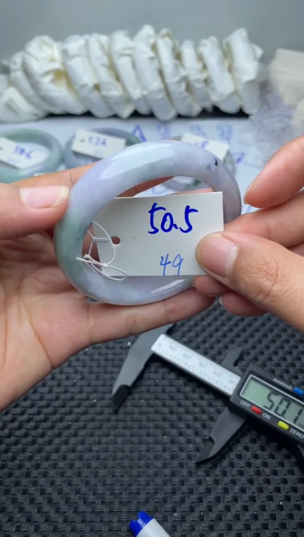 未镶嵌手镯翡翠49