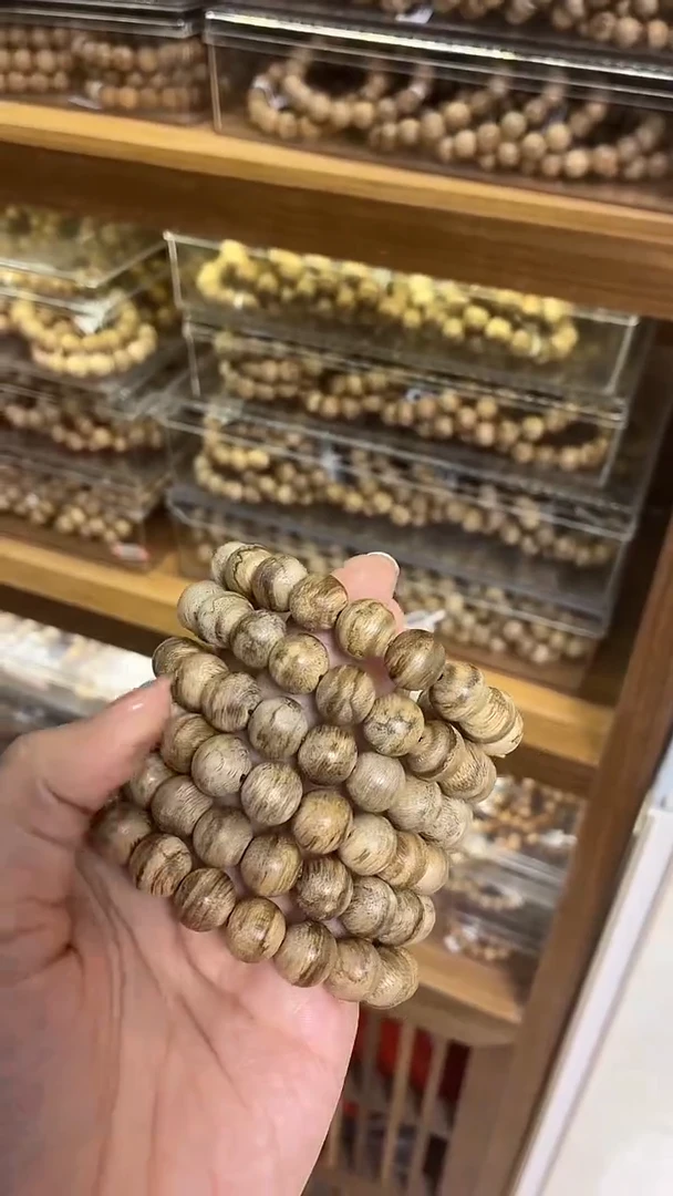 沉香手串东马圆珠单圈1.2微瑕多样性发其一