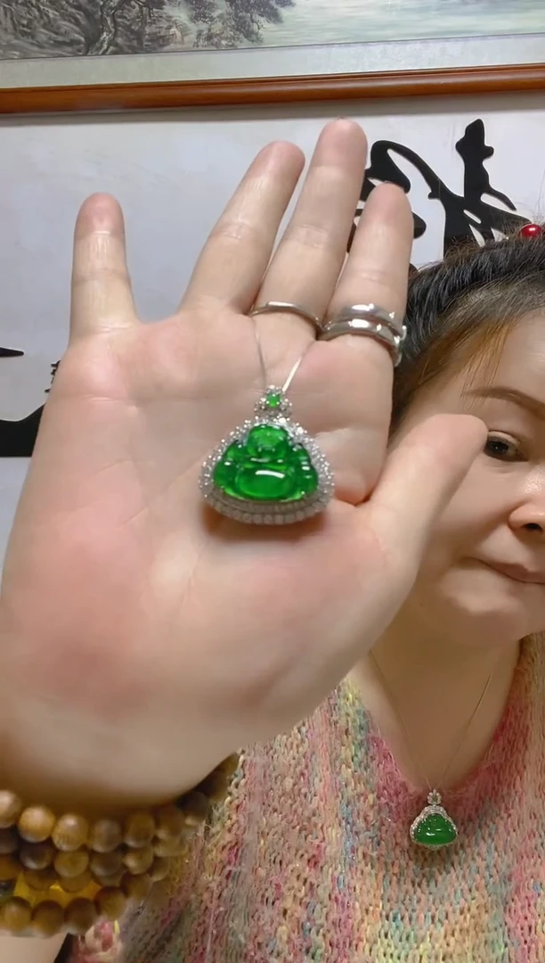 颈饰未镶嵌翡翠天然A货 假一罚四