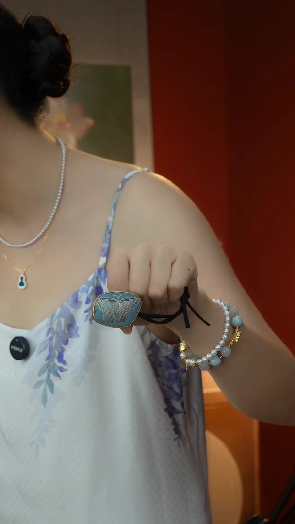 刺绣纯手工非遗国风饰品 10