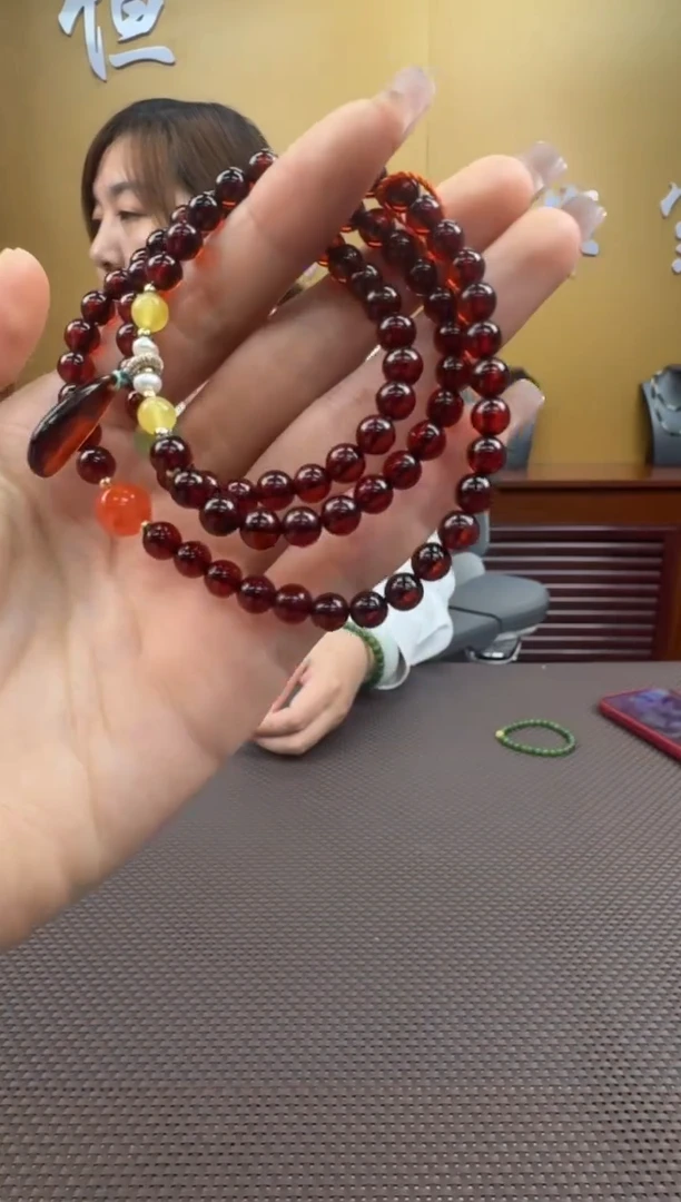 【闪购商品】琥珀裸石未镶嵌5-6多样性，发一