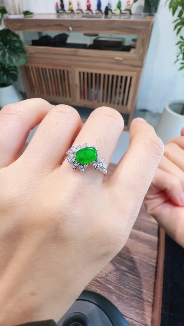 18K金镶嵌戒指翡翠00005800