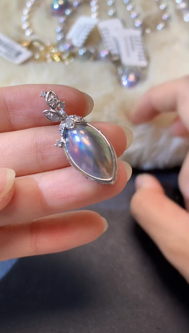 耳饰拼合珍珠（马贝珠）18K金镶嵌S50 不含链 多样性发货一件