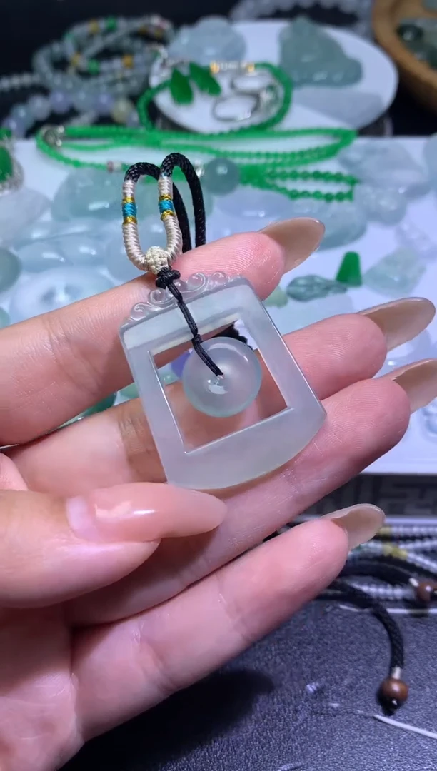 颈饰未镶嵌翡翠净货