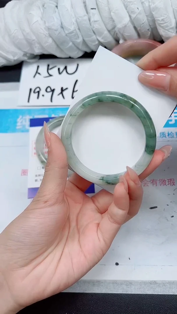 【闪购商品】石英质玉手镯未镶嵌A164-56/57