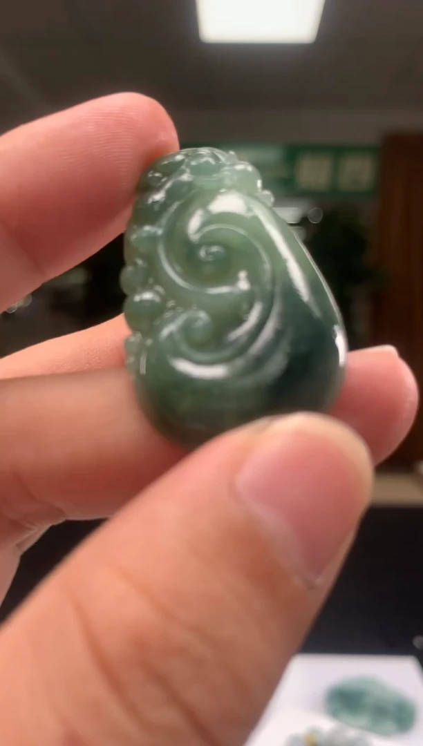 未镶嵌定制翡翠          *18