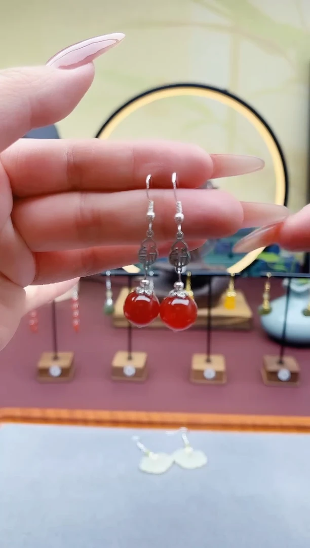 未镶嵌耳饰玛瑙/玉髓350