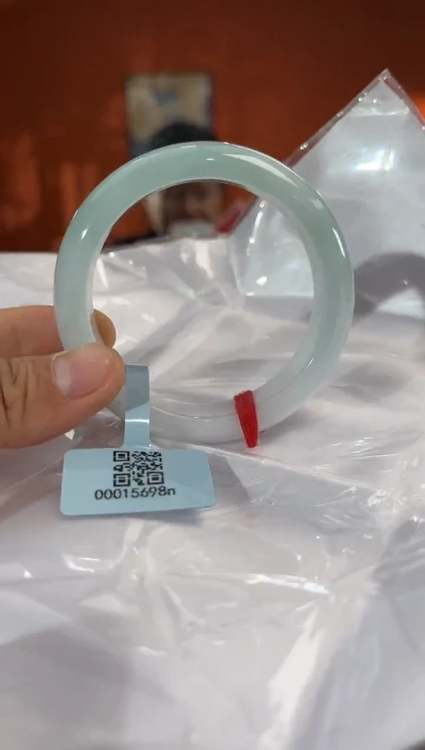 未镶嵌手镯翡翠盐****）53