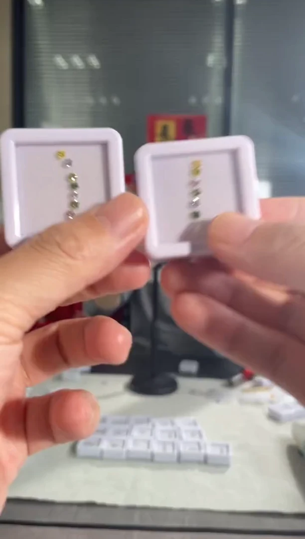 【闪购商品】彩色蓝宝石裸石未镶嵌无烧（多样性发一盒）