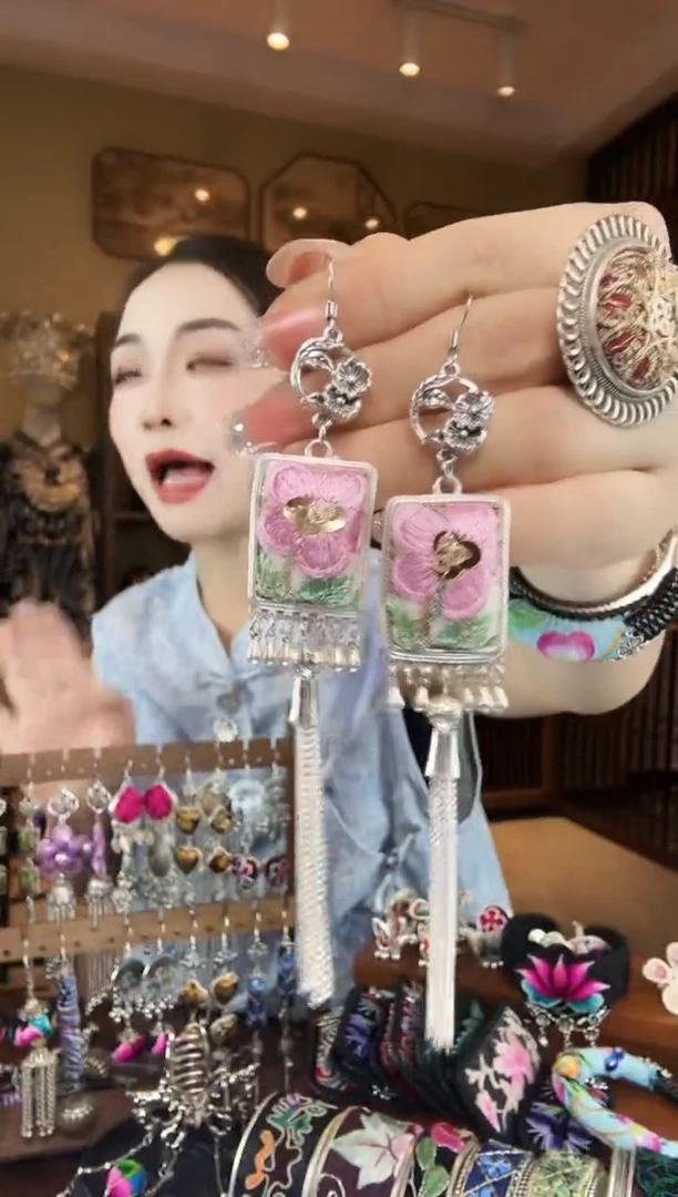 刺绣非遗刺绣民族风饰品