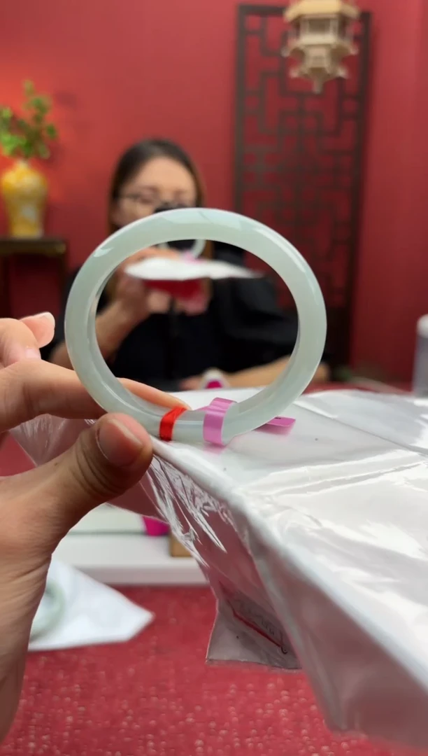 未镶嵌手镯（贵妃镯）翡翠翡翠手镯10