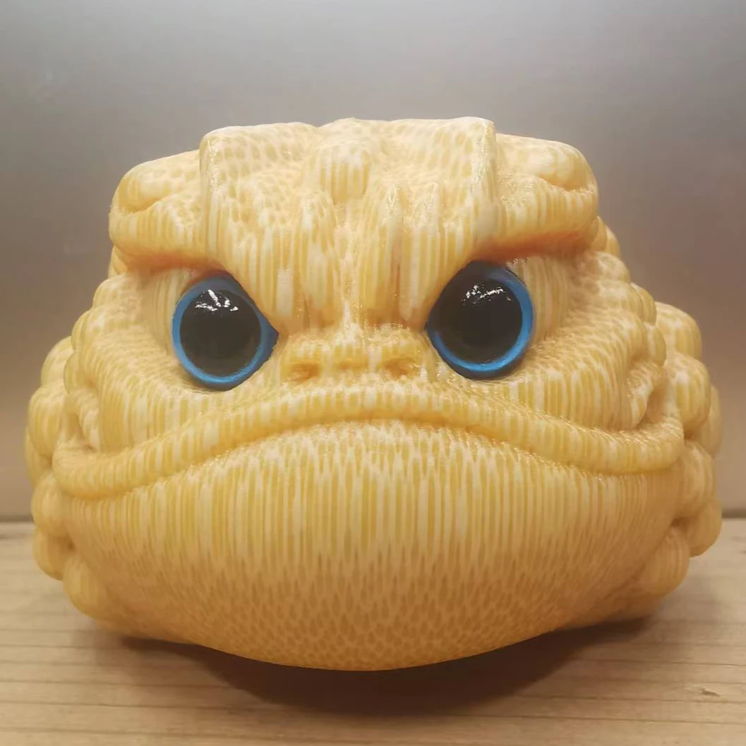 大眼睛《经典扁恶霸》6.0左右实心竹雕刻金蟾手把件龙血金丝竹金蟾