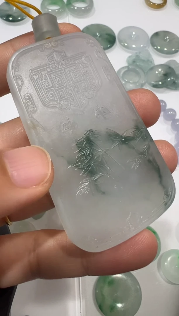 定制翡翠未镶嵌无事牌